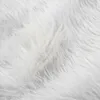 A close-up view of white faux fur. Anteprima dell’immagine prodotto