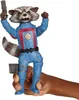 A hand holding a Rocket Raccoon action figure. Produktbild-Vorschau