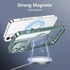 A phone case is shown magnetically attaching to a wireless charger, with text indicating strong magnetic adsorption. Produktbild-Vorschau