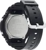 The back of a black Casio G-Shock watch is shown, with details of the model and materials visible. Voir les images du produit