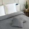 Přehoz na postel Přehoz na postel Parla 3D Grey 220x240 cm Náhled obrázku produktu 2