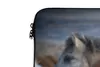 MuchoWow® Laptop Hülle 13 Zoll Nahaufnahme eines braunen Produktbild-Vorschau 3