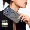 A person is holding a blue and gray phone case. Produktbild-Vorschau