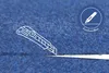 Blauer Kunstrasen, der mit einem Cuttermesser zugeschnitten wurde
 Produktbild-Vorschau