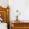 Klasická stolní lampa se skleněným stínidlem hnědá E14 Náhled obrázku produktu 2