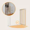 A baby gate is shown installed in a doorway, with a close-up inset showing the gate in a different doorway. A diagram indicates the gate opens to a 90-degree angle. Náhled obrázku produktu