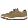 A side view of a brown sneaker with white soles and blue accents on the heel. Produktbild-Vorschau