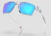 Oakley Sylas 944804 Polished Clear/Prizm Sapphire Lifestyle Produktbild-Vorschau 5