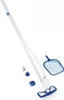 A pool cleaning set with a telescopic pole, vacuum head, hose, and skimmer net, laid out on a white background. Anteprima dell’immagine prodotto