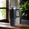 Thermobecher mit Strohhalm 1100ml | Isolierbecher 304 Produktbild-Vorschau 10