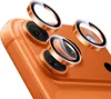 Close-up view of camera lens protectors on an orange smartphone. Anteprima dell’immagine prodotto