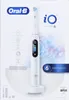 The image shows the retail packaging of an Oral-B electric toothbrush. Náhled obrázku produktu