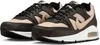 A pair of Nike Air Max Command sneakers. Produktbild-Vorschau