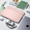 A collection of tech accessories laid out on a white surface. Produktbild-Vorschau