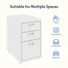A white rolling cabinet with three drawers, shown in isolation with accompanying icons and text indicating suitable spaces. Náhled obrázku produktu