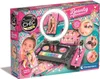 Verrückte schicke Beauty-Influencerin Produktbild-Vorschau 2
