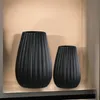 Casablanca Vase "Piega" - Blumenvase in weiß H.17cm - Produktbild-Vorschau 3