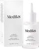 A product shot of a Medik8 Liquid Peptides serum bottle and its packaging. Produktbild-Vorschau