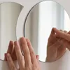 3 runde und halbmondförmige Spiegelaufkleber – Produktbild-Vorschau 9