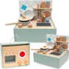 A collage of images showing a wooden toy kitchen set from different angles, including a folded-up version. Anteprima dell’immagine prodotto