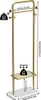 A diagram showing the dimensions and weight capacity of a gold garment rack. Produktbild-Vorschau