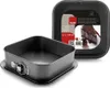 A square springform cake pan and its packaging. Anteprima dell’immagine prodotto