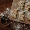 Caja de cortadores de galletas con temática navideña, 18 Vista previa de la imagen del producto 6
