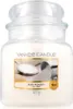A Yankee Candle jar with a label showing a baby powder theme. Anteprima dell’immagine prodotto