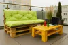 A balcony with a pallet sofa and coffee table set up for outdoor relaxation. Voir les images du produit