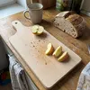 Tradiční dřevěné prkénko s rukojetí 36 x 16 cm Kuchyňské Náhled obrázku produktu 8
