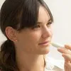 Le Petit Olivier Lippenbalsam mit Sheabutter – 4g intensive Produktbild-Vorschau 3