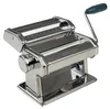 A close-up product shot of a manual pasta maker. Anteprima dell’immagine prodotto
