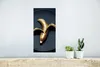 MuchoWow® Poster Goldene Banane auf dunklem Hintergrund Produktbild-Vorschau 5