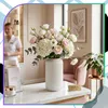 Grand vase décoratif en plastique blanc, d'une élégance Voir les images du produit 9