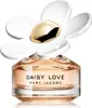 A bottle of Marc Jacobs Daisy Love Eau de Toilette. Anteprima dell’immagine prodotto