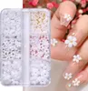 INF 3D-Blumendekorationen für Nail Art Weiß Produktbild-Vorschau 1