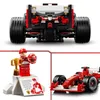 LEGO Icons Ferrari F2004 und Michael Schumacher - F1 Produktbild-Vorschau 57