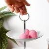 Plat gracieux gradué en porcelaine blanche pour gâteaux et Voir les images du produit 4