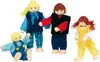 Poupées à plier jeune famille 4 personnes Voir les images du produit 7