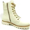 A white leather boot with gold eyelets and laces is shown against a white background. Produktbild-Vorschau