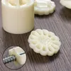 3D-Mondkuchen-Form mit 6 Ausstechformen Produktbild-Vorschau 4