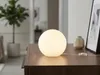 Kleine LED Tischlampe mit Glaskugel Weiß, dimmbare Produktbild-Vorschau 9