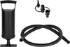 A black air pump and its accessories are laid out on a white background. Náhled obrázku produktu