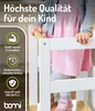 A child is using a learning tower, with marketing text and icons on the left side. Produktbild-Vorschau