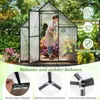 A woman is watering plants inside a greenhouse. The image is overlaid with text and icons highlighting product features. Voir les images du produit