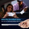 People in a car looking at a phone with a clear case. The bottom part of the image shows a hand holding a phone case. Produktbild-Vorschau
