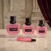 Valentino Donna Born In Roma Edp Spray Voir les images du produit 11
