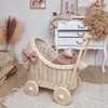 Puppenwagen aus Weide in der Farbe beige mit Bettwäsche Produktbild-Vorschau 2
