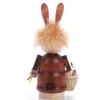 Miniwichtel Häsin mit Karotte (16,5cm) Räuchermann von Produktbild-Vorschau 6
