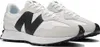 A pair of New Balance sneakers on a white background. Voir les images du produit